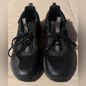 OnCloud Women’s Black Cloudnova X Sz. 9.5 Shoes